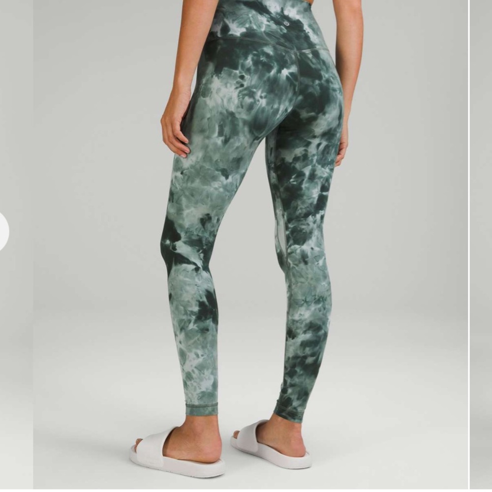 Lululemon Align High-Rise Pant 31"
Diamond Dye Starlight Smoked Spruce